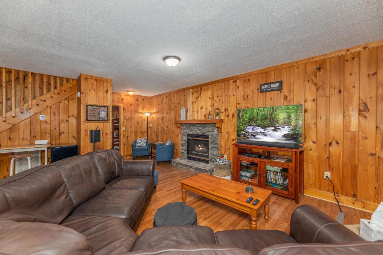 Firefly Hollow Cabin - Smoky Mountains - Soaky Mountain Water Park - Sevierville Convention Center Pigeon Forge Eksteriør billede
