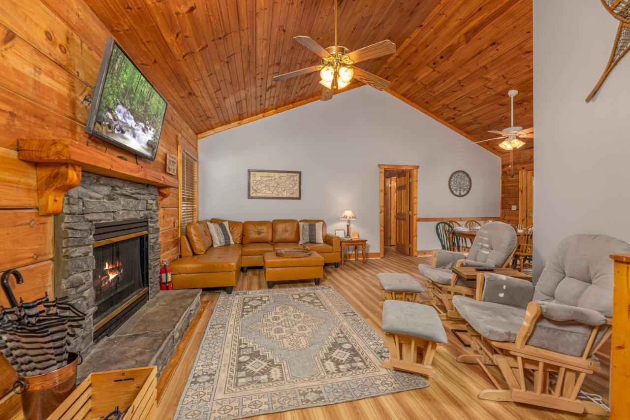 Firefly Hollow Cabin - Smoky Mountains - Soaky Mountain Water Park - Sevierville Convention Center Pigeon Forge Eksteriør billede