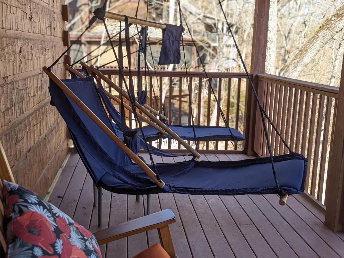 Firefly Hollow Cabin - Smoky Mountains - Soaky Mountain Water Park - Sevierville Convention Center Pigeon Forge Eksteriør billede